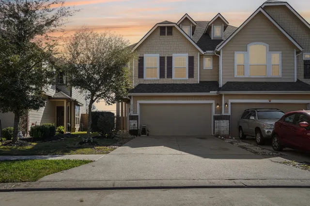 $255,000 | 6516 Stoney Creek Drive, Pasadena, TX 77503