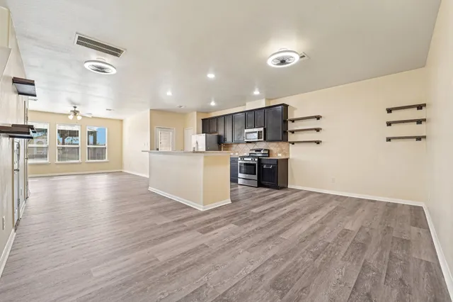 $255,000 | 6516 Stoney Creek Drive, Pasadena, TX 77503