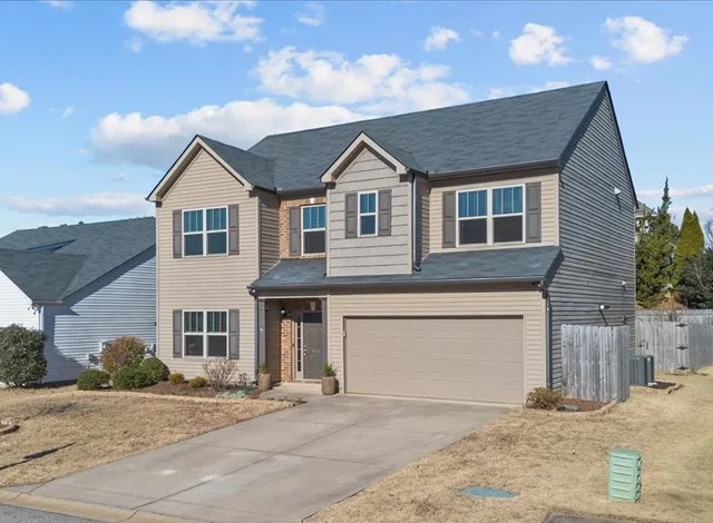 $359,500 | 866 Wild Orchard Lane, Reidville, SC 29388