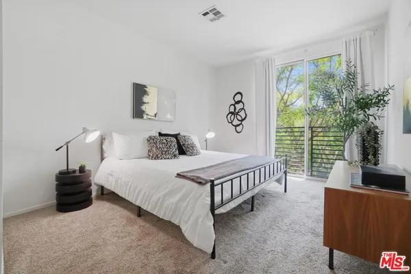 $699,000 | 6400 Crescent Park East, Unit 301, Playa Vista, CA 90094