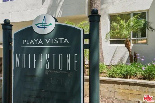 $699,000 | 6400 Crescent Park East, Unit 301, Playa Vista, CA 90094