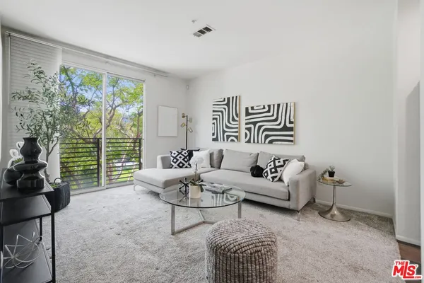 $699,000 | 6400 Crescent Park East, Unit 301, Playa Vista, CA 90094