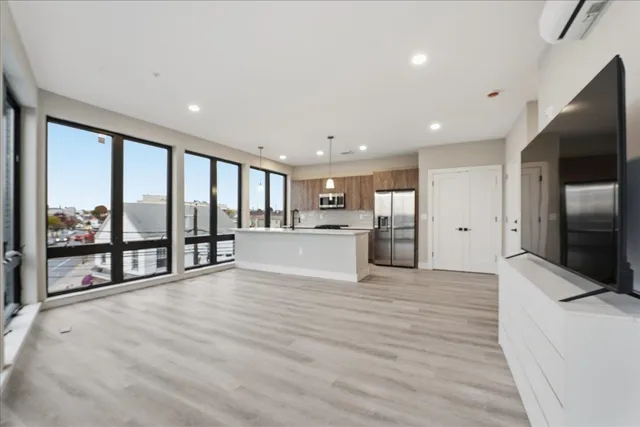 $3,400 | 3516 John F. Kennedy Boulevard, Unit 404, Jersey City, NJ 07307