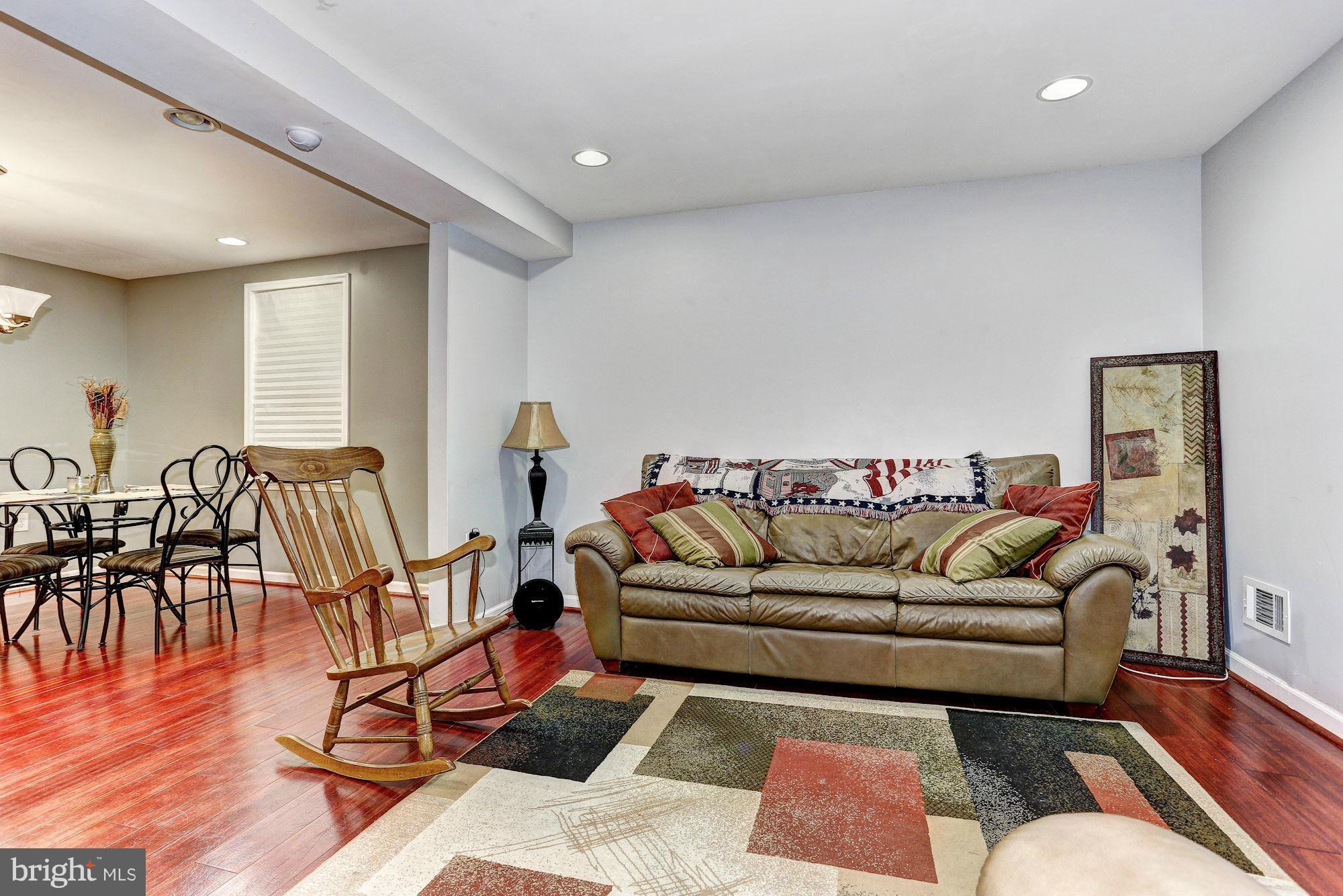 7018 Alden Road Pikesville, MD 21208 - Photo 3 of 18 Living Room