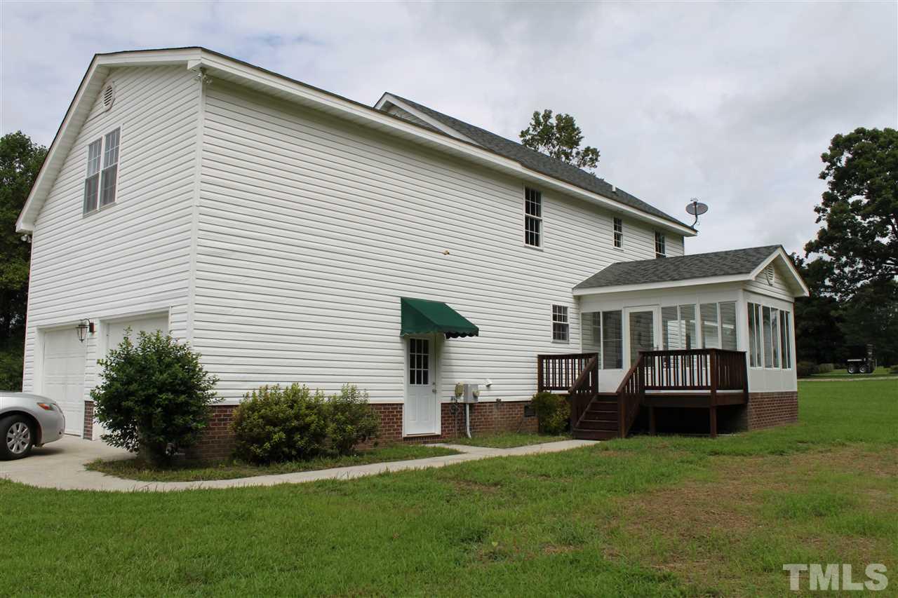 391 Camellia Road Angier, NC 27501 - Photo 3 of 22 Gallery Image 3