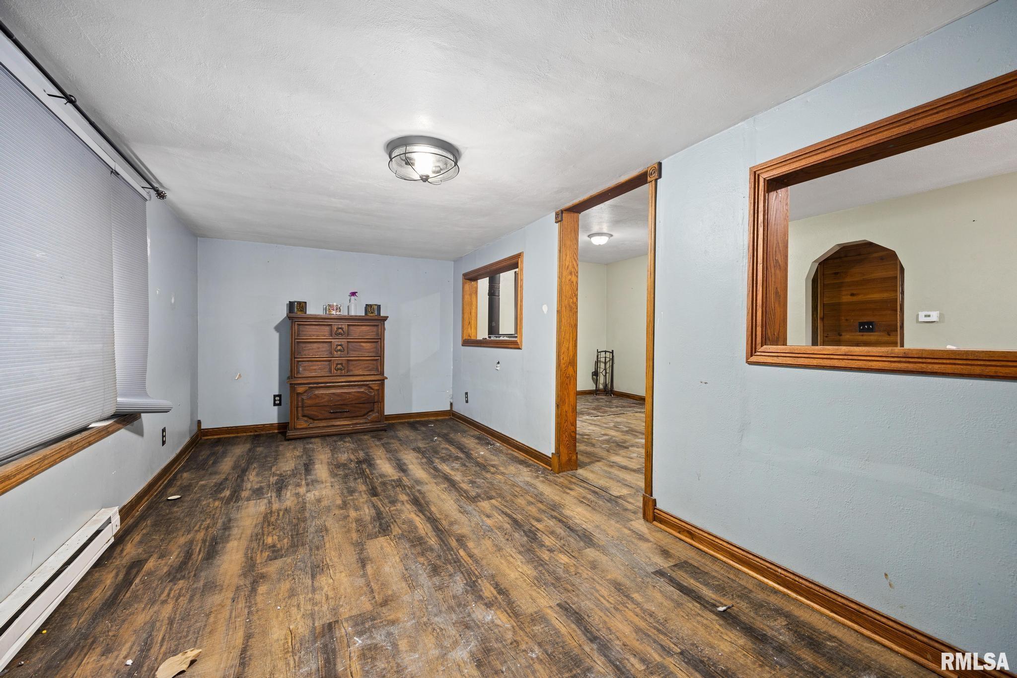 4518 South Hammerich Road Mapleton, IL 61547 - Photo 9 of 24