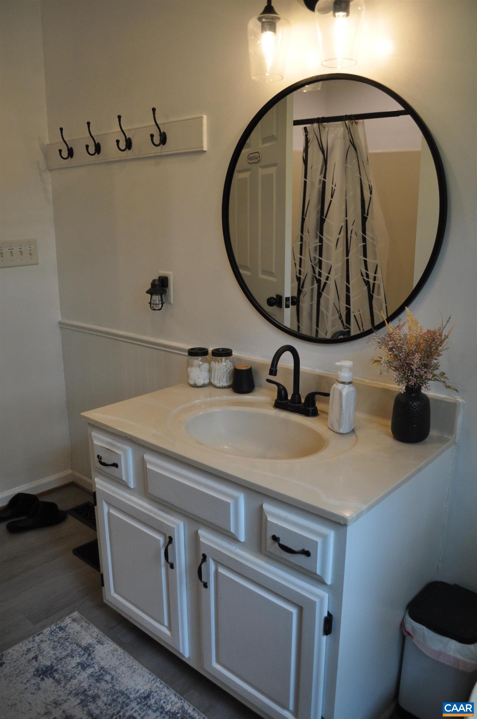 3257 Martin Kings Road Charlottesville, VA 22902 - Photo 18 of 49 1st floor bathroom