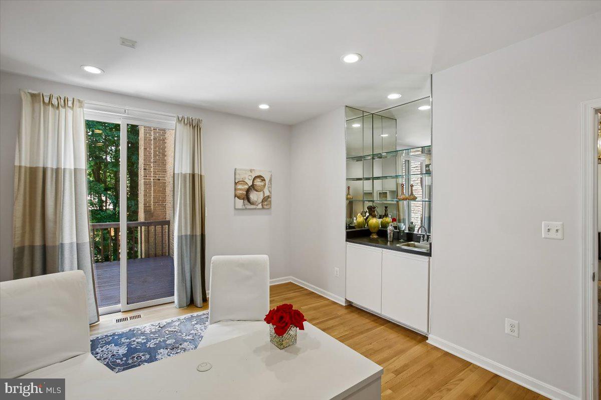 6113 Goldtree Way Bethesda, MD 20817 - Photo 27 of 78