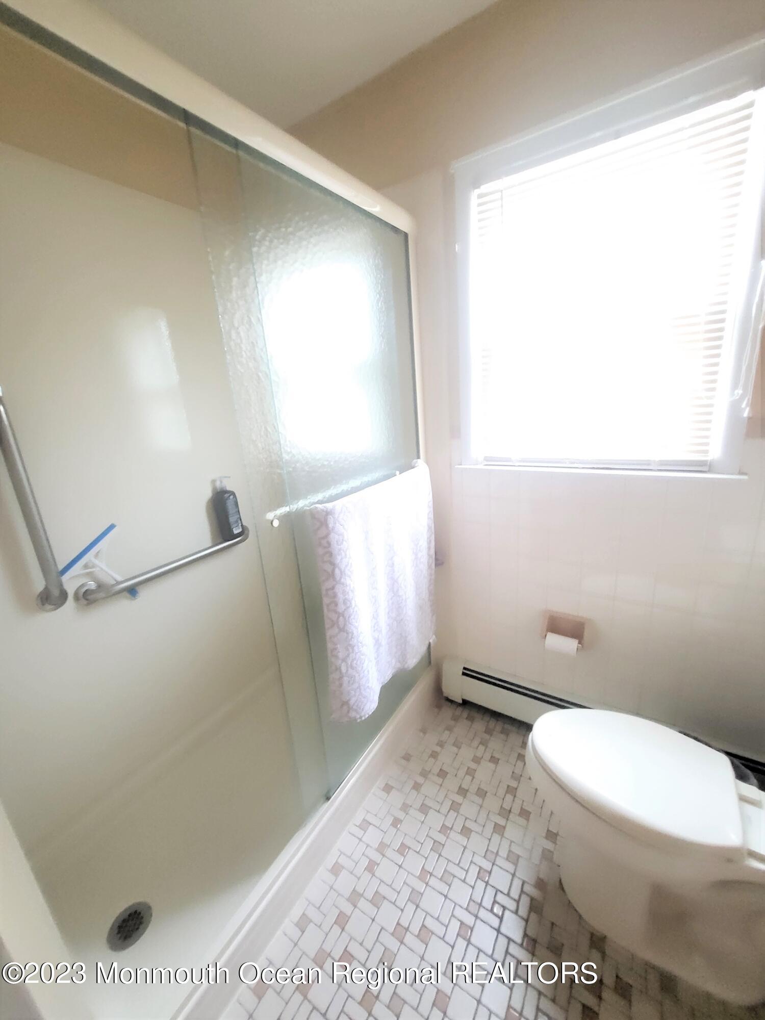 5 Thornton Road Toms River, NJ 08757 - Photo 22 of 31 20230829_120644 (1)
