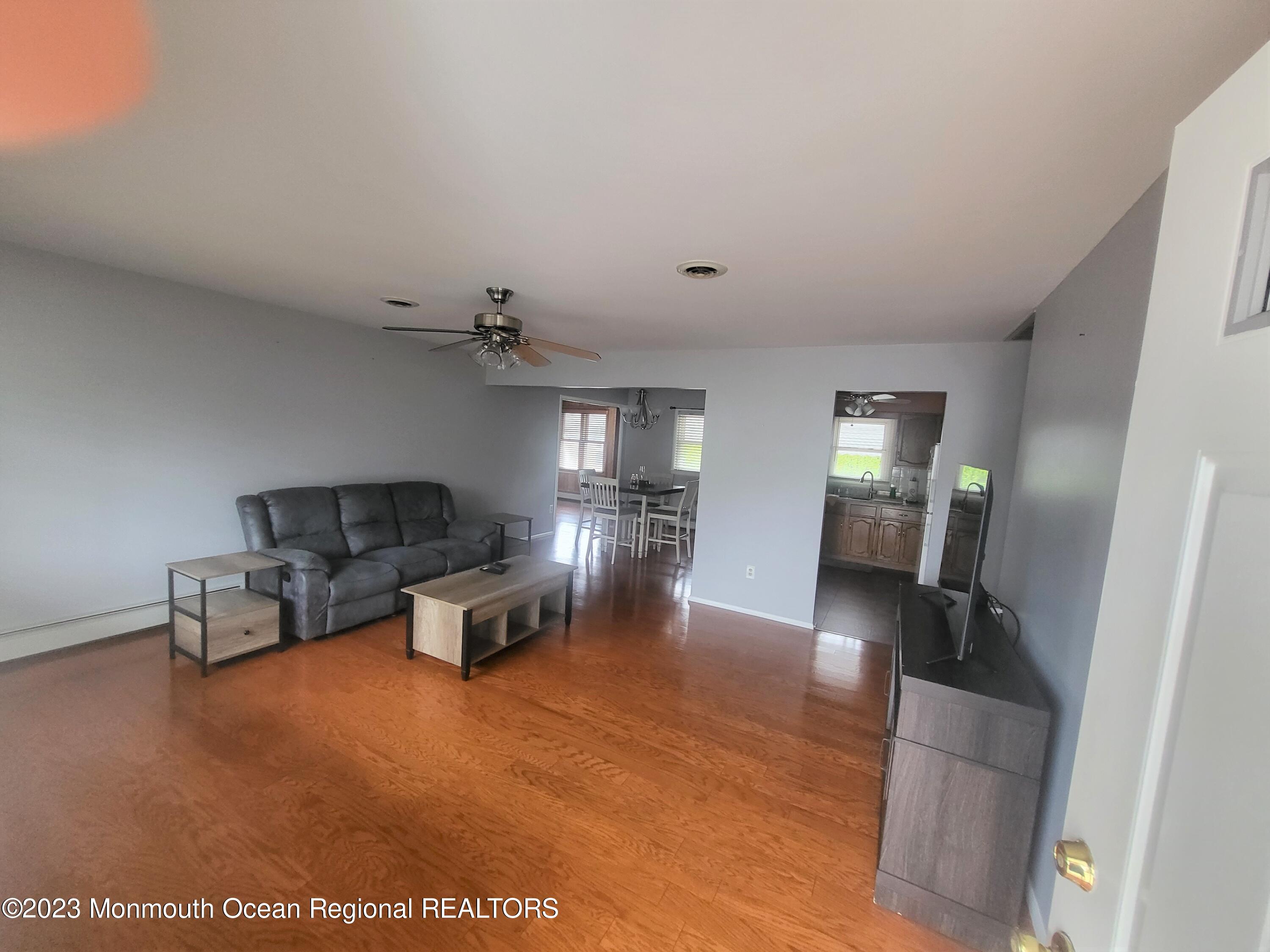 5 Thornton Road Toms River, NJ 08757 - Photo 6 of 31 20230829_115618