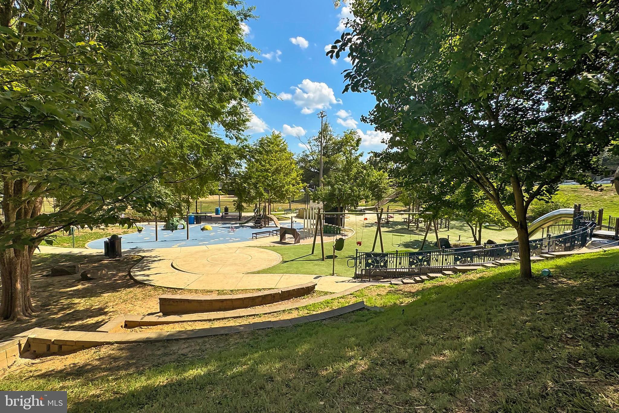 3600 Connecticut Avenue Northwest, Unit 105 Washington, DC 20008 - Photo 40 of 55 a swimming pool with trees in the background
