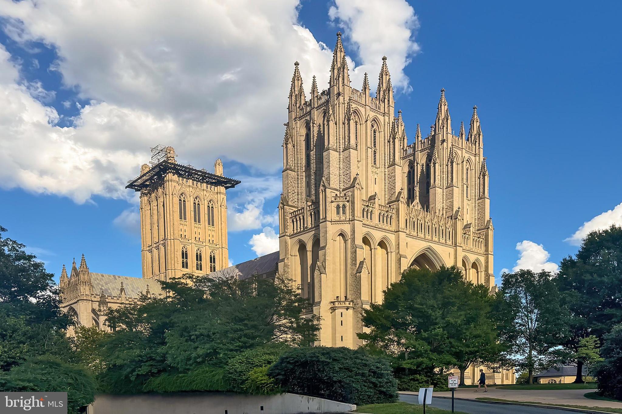 3600 Connecticut Avenue Northwest, Unit 105 Washington, DC 20008 - Photo 47 of 55 a front view of a residential apartment building with a yard