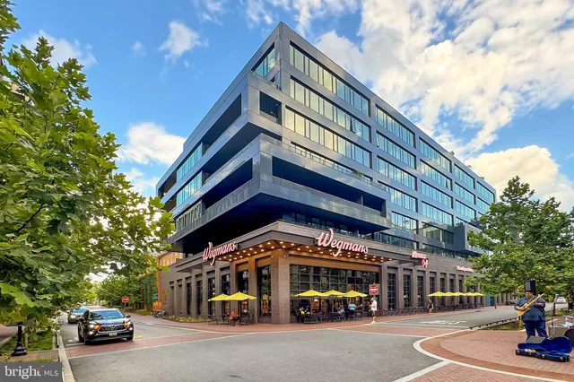 $219,900 | 3600 Connecticut Avenue Northwest, Unit 105, Washington, DC 20008