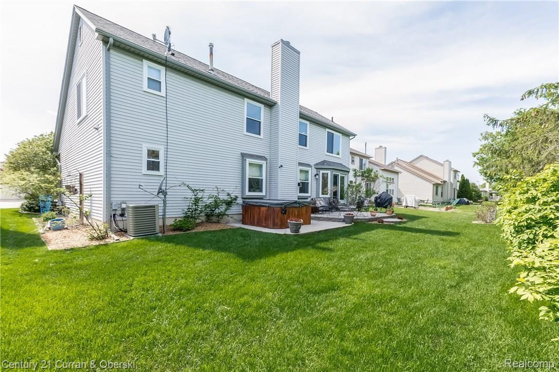 3369 Riverside Drive Canton, MI 48188 - Photo 27 of 33 029-Rear_View-5787160-large.jpg
