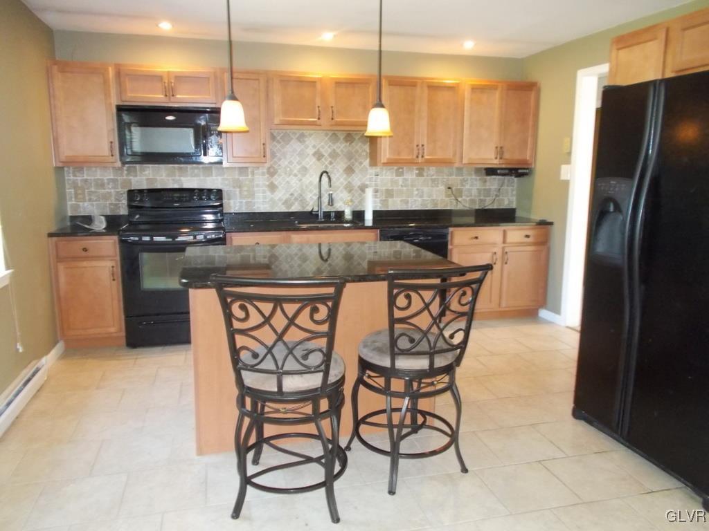 3749 Eagle Road Slatington, PA 18080 - Photo 3 of 9 Gallery Image 3