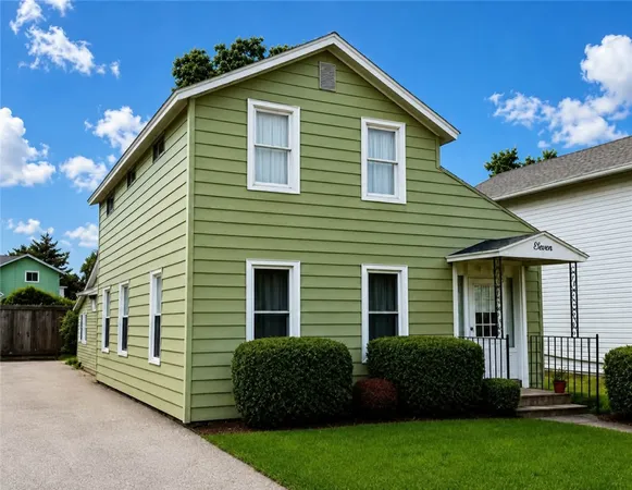 $129,900 | 11 Mynderse Street, Seneca Falls, NY 13148