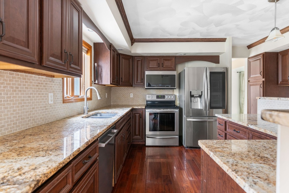 94 Richards Road Chenango Forks, NY 13746 - Photo 14 of 49