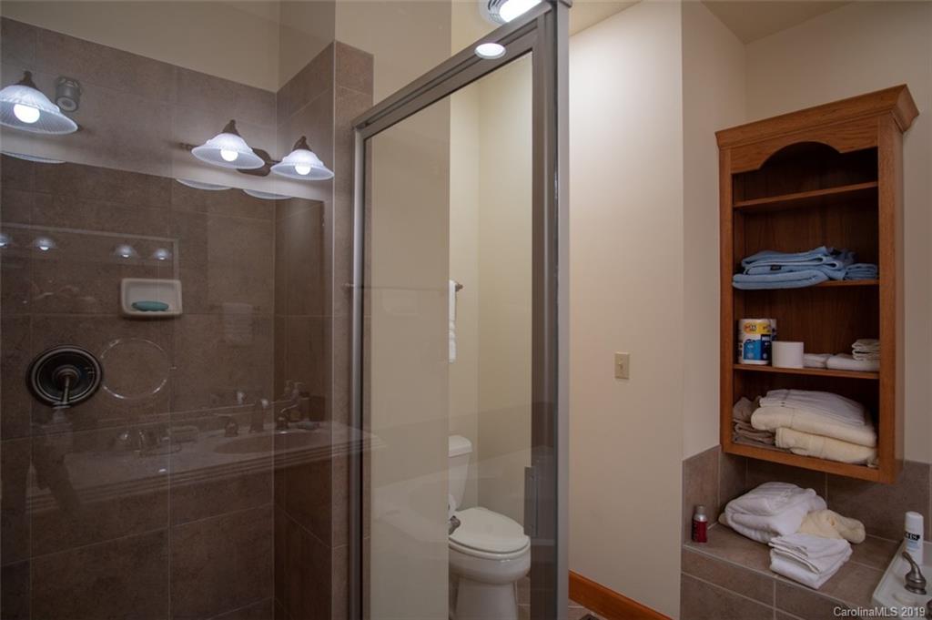 121 Spring Rock Road, Unit C4 Burnsville, NC 28714 - Photo 23 of 36 Gallery Image 23