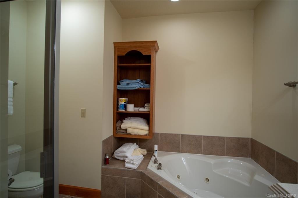 121 Spring Rock Road, Unit C4 Burnsville, NC 28714 - Photo 24 of 36 Gallery Image 24