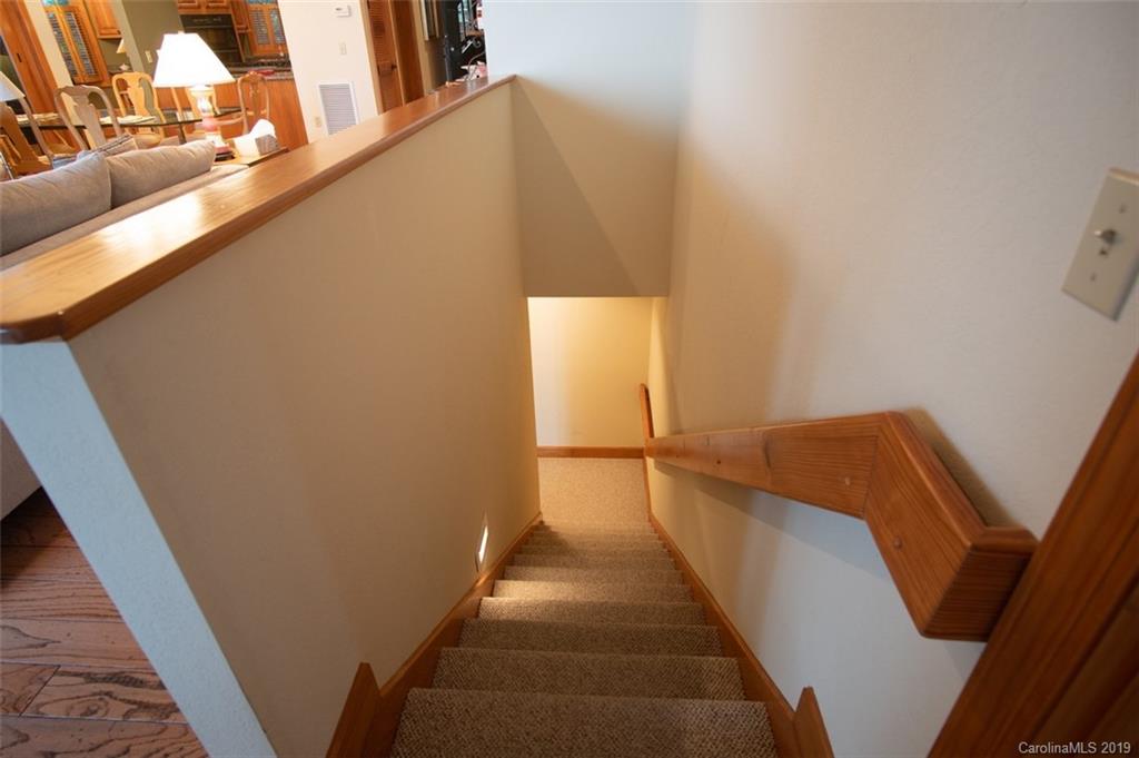 121 Spring Rock Road, Unit C4 Burnsville, NC 28714 - Photo 27 of 36 Gallery Image 27