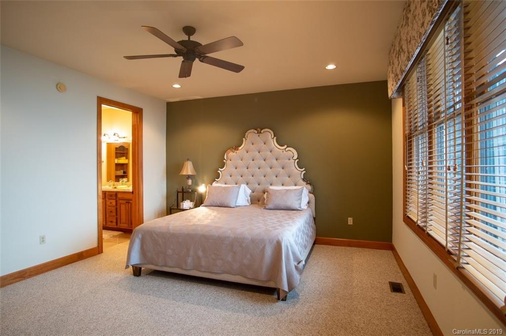 121 Spring Rock Road, Unit C4 Burnsville, NC 28714 - Photo 30 of 36 Gallery Image 30
