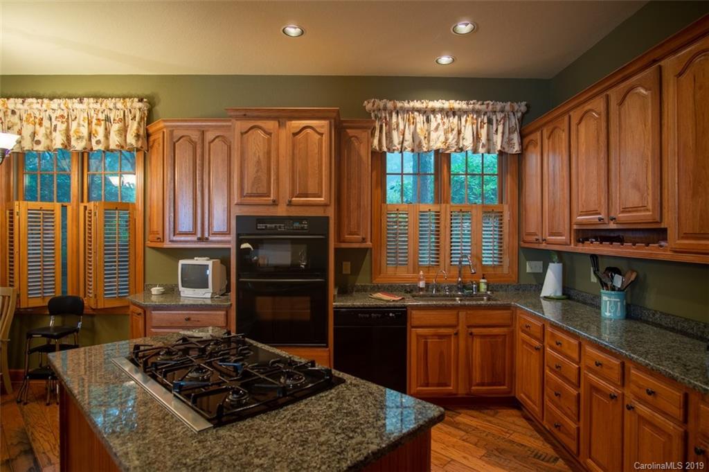 121 Spring Rock Road, Unit C4 Burnsville, NC 28714 - Photo 9 of 36 Gallery Image 9