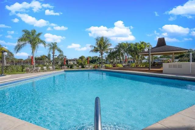 $750,000 | 8134 Southwest 83rd Street, Miami, FL 33143