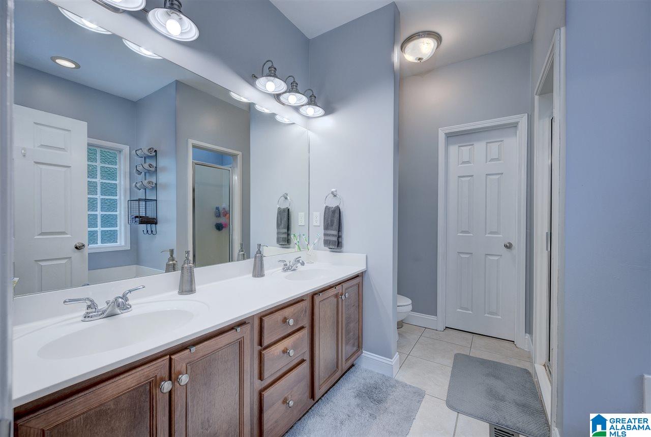 135 Brynhurst Drive Chelsea, AL 35043 - Photo 15 of 37