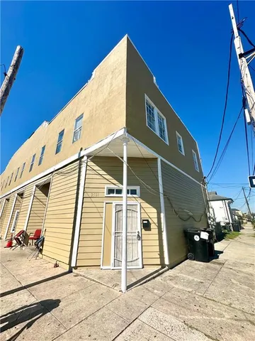 $1,200 | 2501 Dryades Street, New Orleans, LA 70113