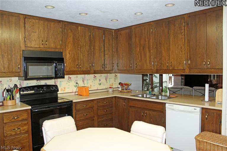 5016 North Barton Road North Ridgeville, OH 44039 - Photo 8 of 23 Gallery Image 8