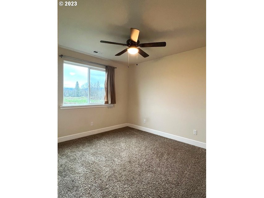 110 Streamside Lane Winston, OR 97496 - Photo 13 of 22 Gallery Image 13