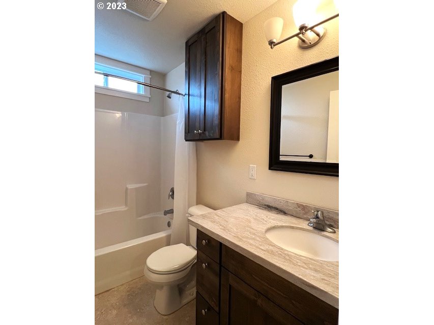 110 Streamside Lane Winston, OR 97496 - Photo 14 of 22 Gallery Image 14