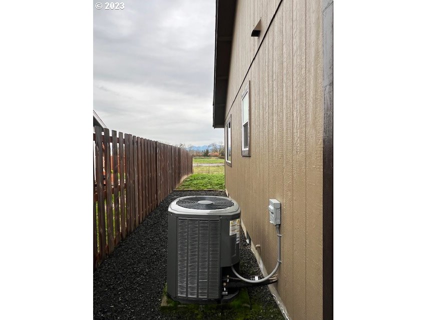 110 Streamside Lane Winston, OR 97496 - Photo 18 of 22 Gallery Image 18