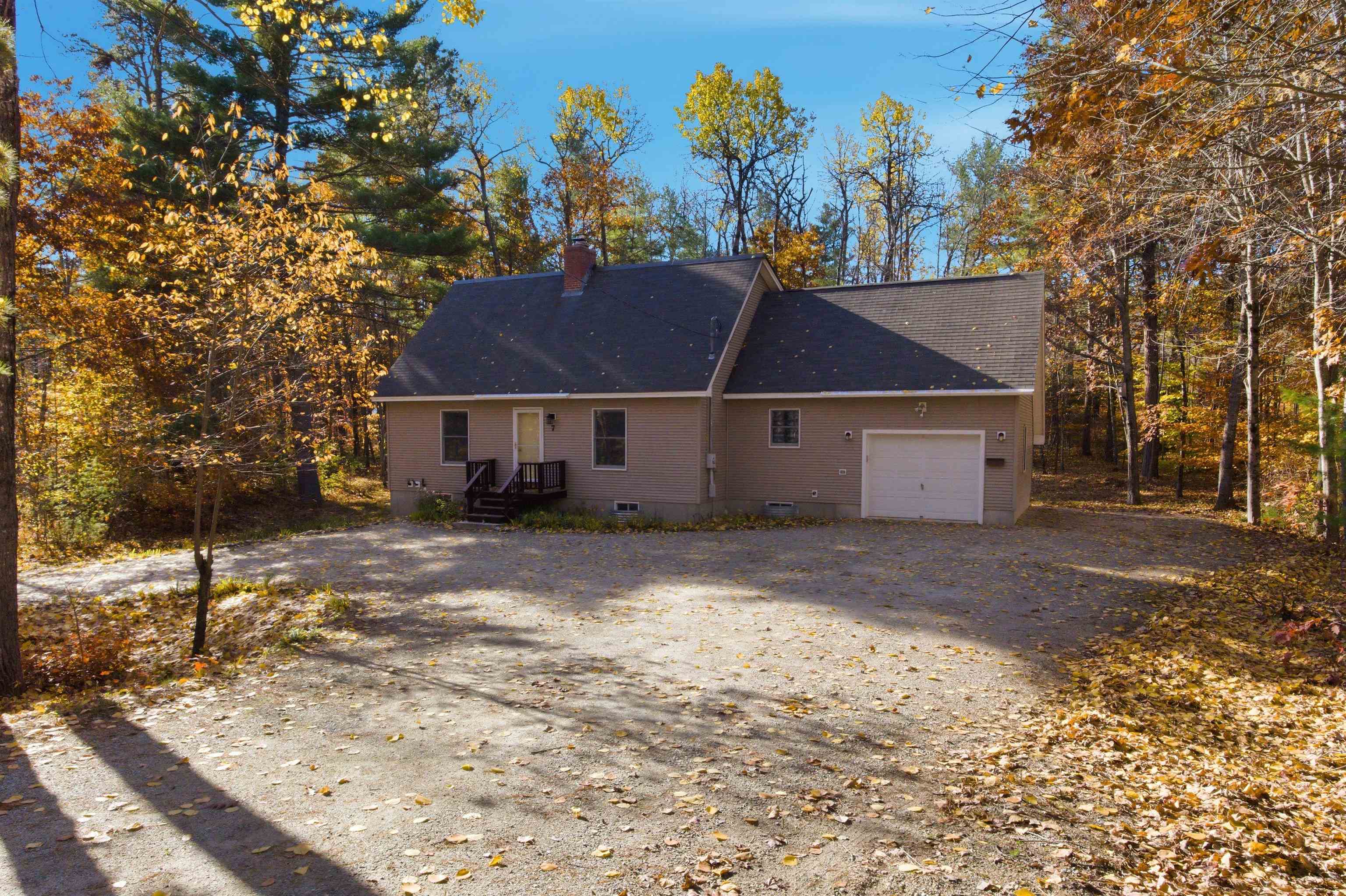 7 Patriots Way Ossipee, NH 03814 - Photo 2 of 50