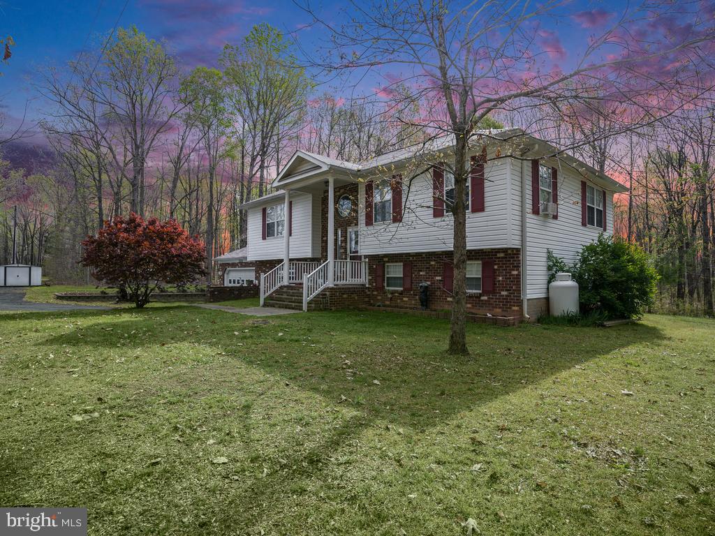 10006 Wallers Road Partlow, VA 22534 - Photo 3 of 34