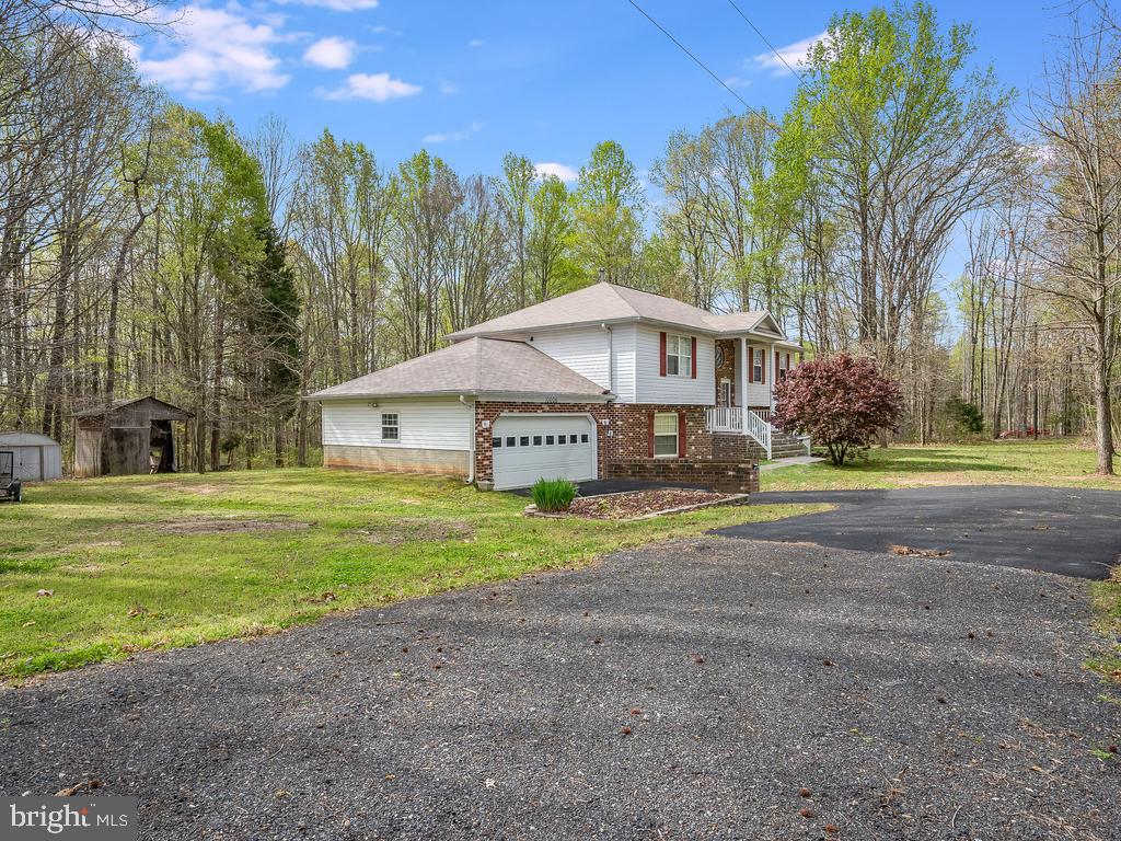 10006 Wallers Road Partlow, VA 22534 - Photo 5 of 34