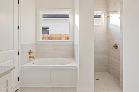 $305,000 | 238 Jagged Grove Lane, Youngsville, LA 70592