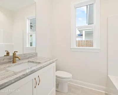 $305,000 | 238 Jagged Grove Lane, Youngsville, LA 70592