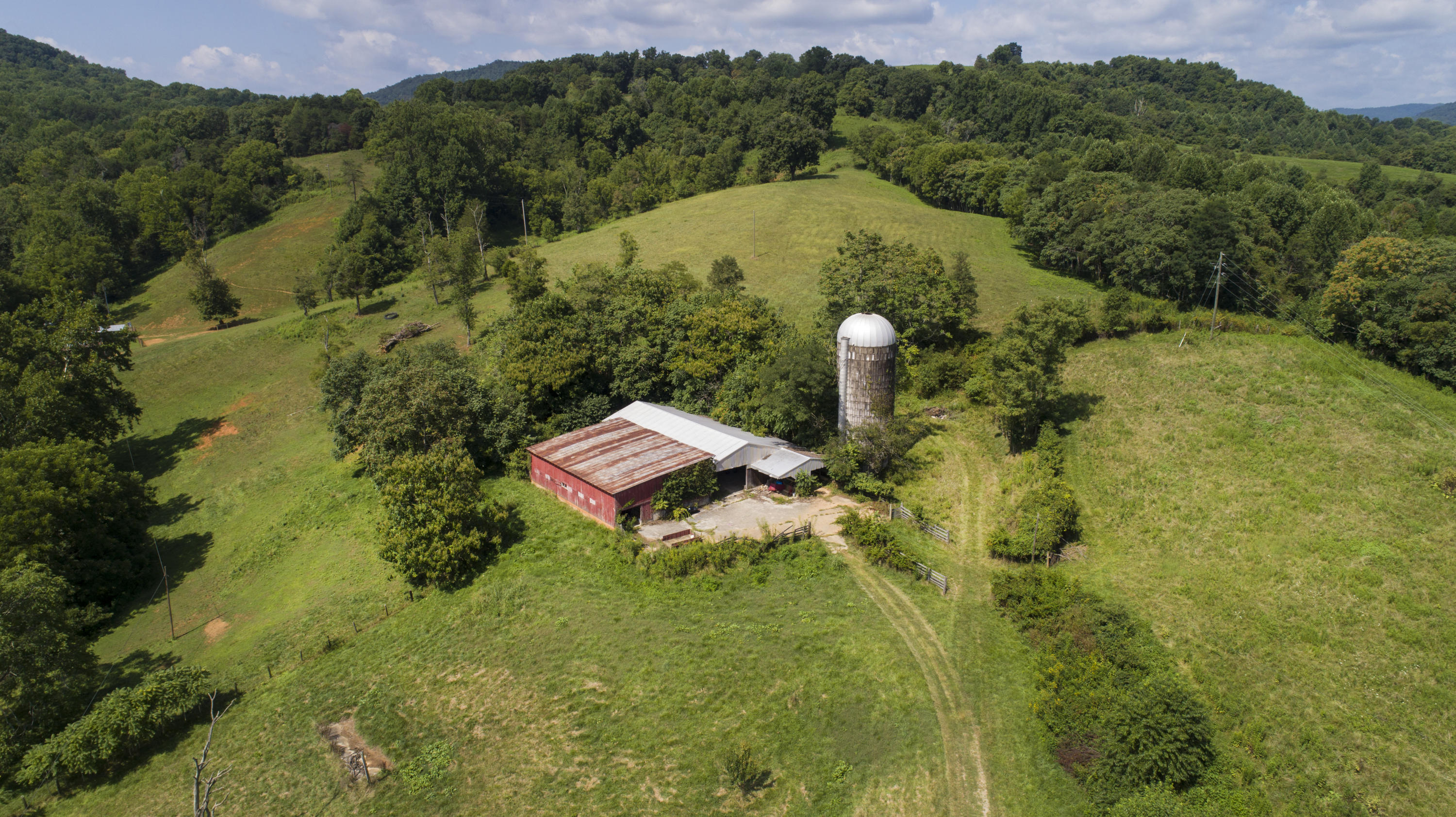 2669 Simmons Mill Road Thaxton, VA 24174 - Photo 34 of 34 drone-7