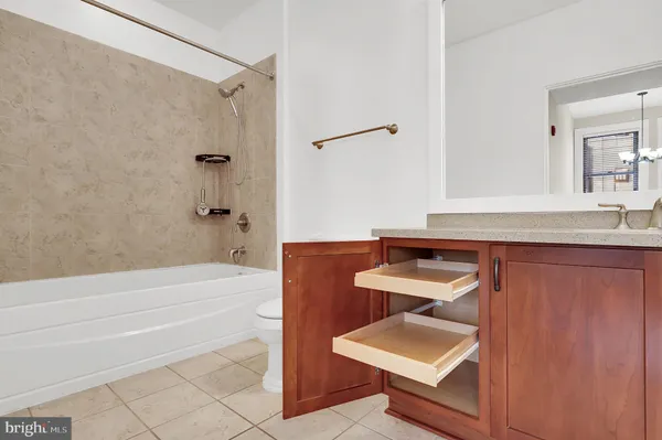 $350,000 | 9610 Dewitt Drive, Unit SH205, Silver Spring, MD 20910