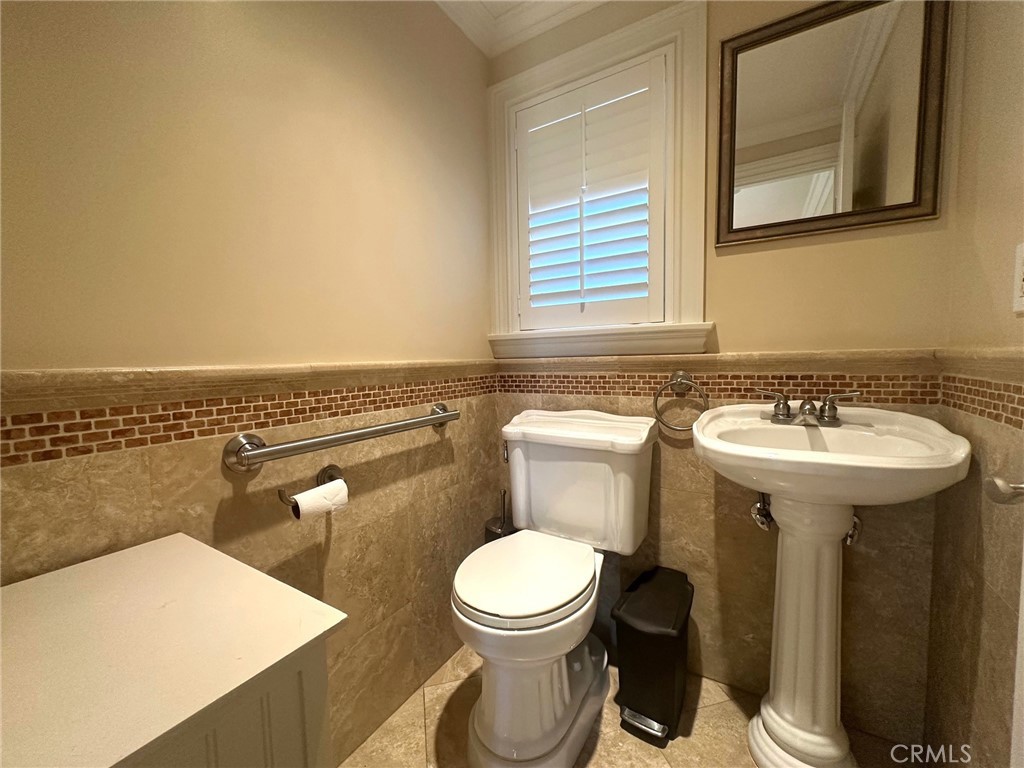 9861 Estrella Avenue Temple City, CA 91780 - Photo 24 of 50 Half Bath