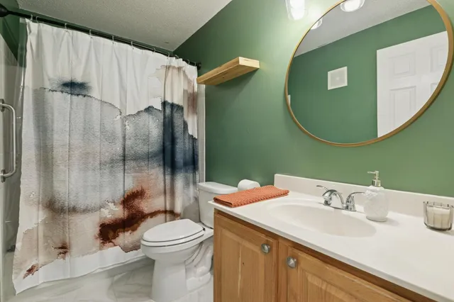 $263,000 | 2216 Water Lilly Lane, Unit 607, Eagan, MN 55122