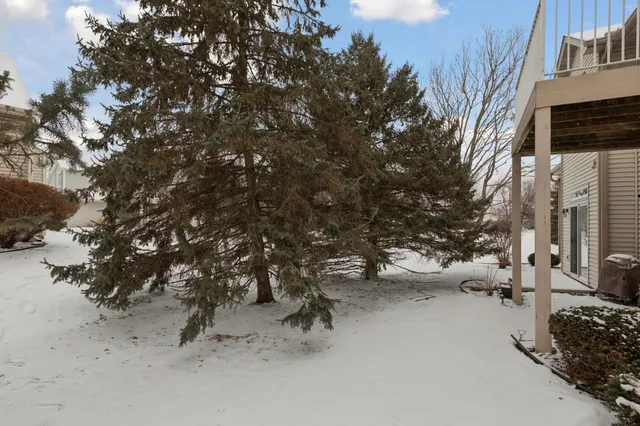 $263,000 | 2216 Water Lilly Lane, Unit 607, Eagan, MN 55122