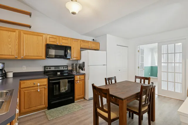 $263,000 | 2216 Water Lilly Lane, Unit 607, Eagan, MN 55122