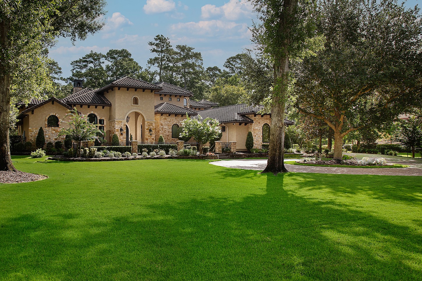 119 South Tranquil Path Spring, TX 77380 - Photo 7 of 50 Gallery Image 7