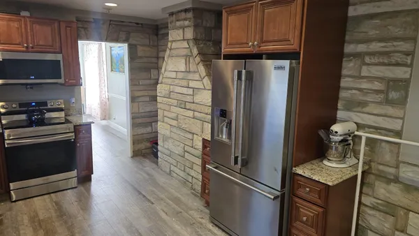 $3,600 | 231 Northeast 20th Avenue, Pompano Beach, FL 33060