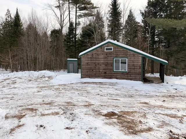 $115,500 | 256 Jackson Pond Road, Concord Township, ME 04920