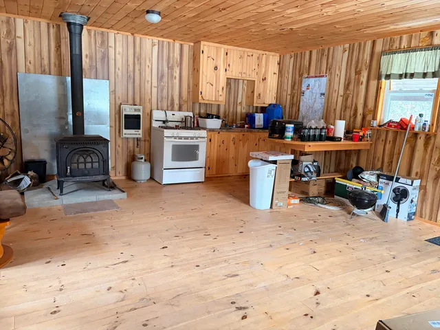 $115,500 | 256 Jackson Pond Road, Concord Township, ME 04920