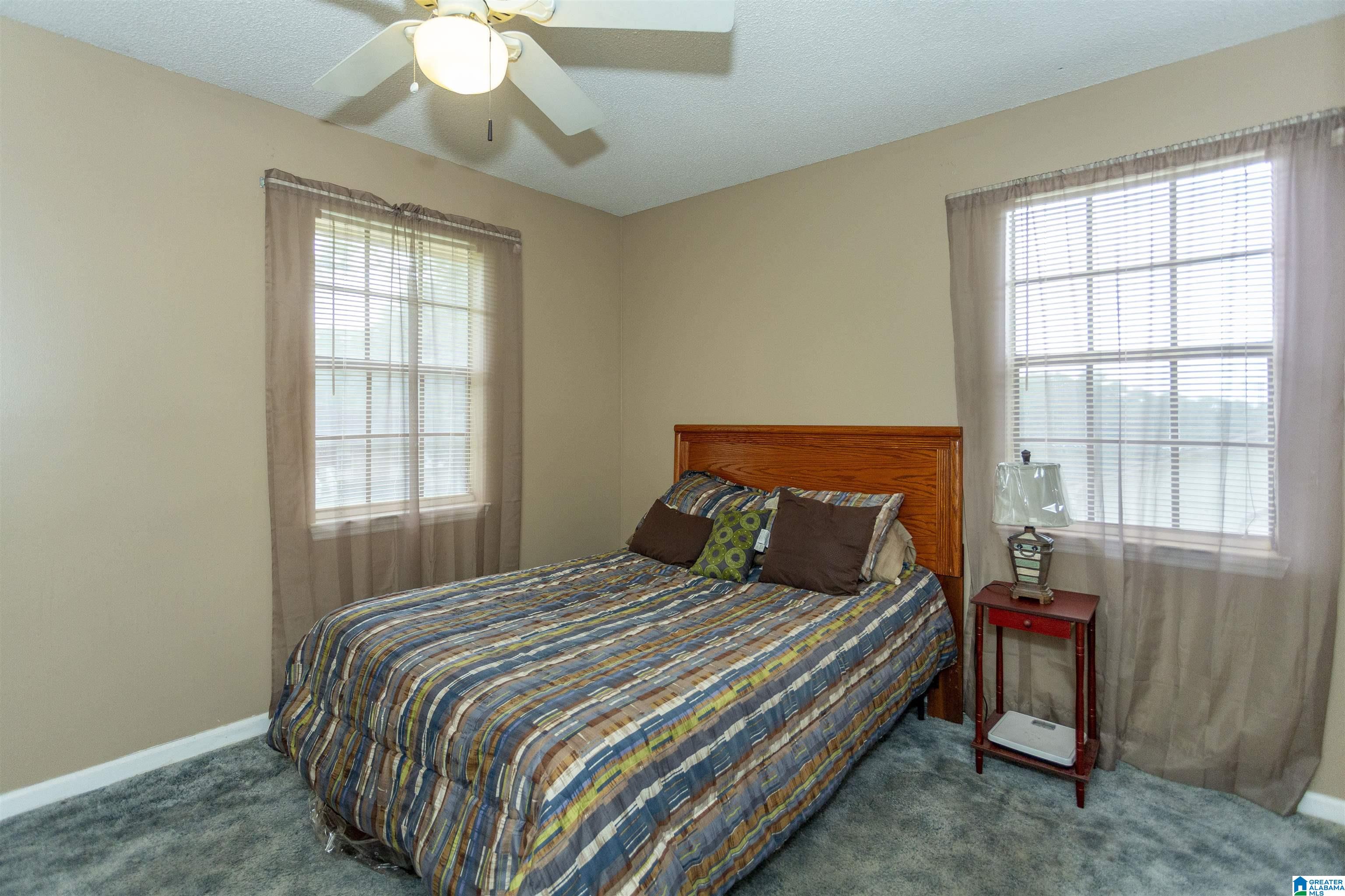 609 Live Oak Circle Fairfield, AL 35064 - Photo 18 of 28