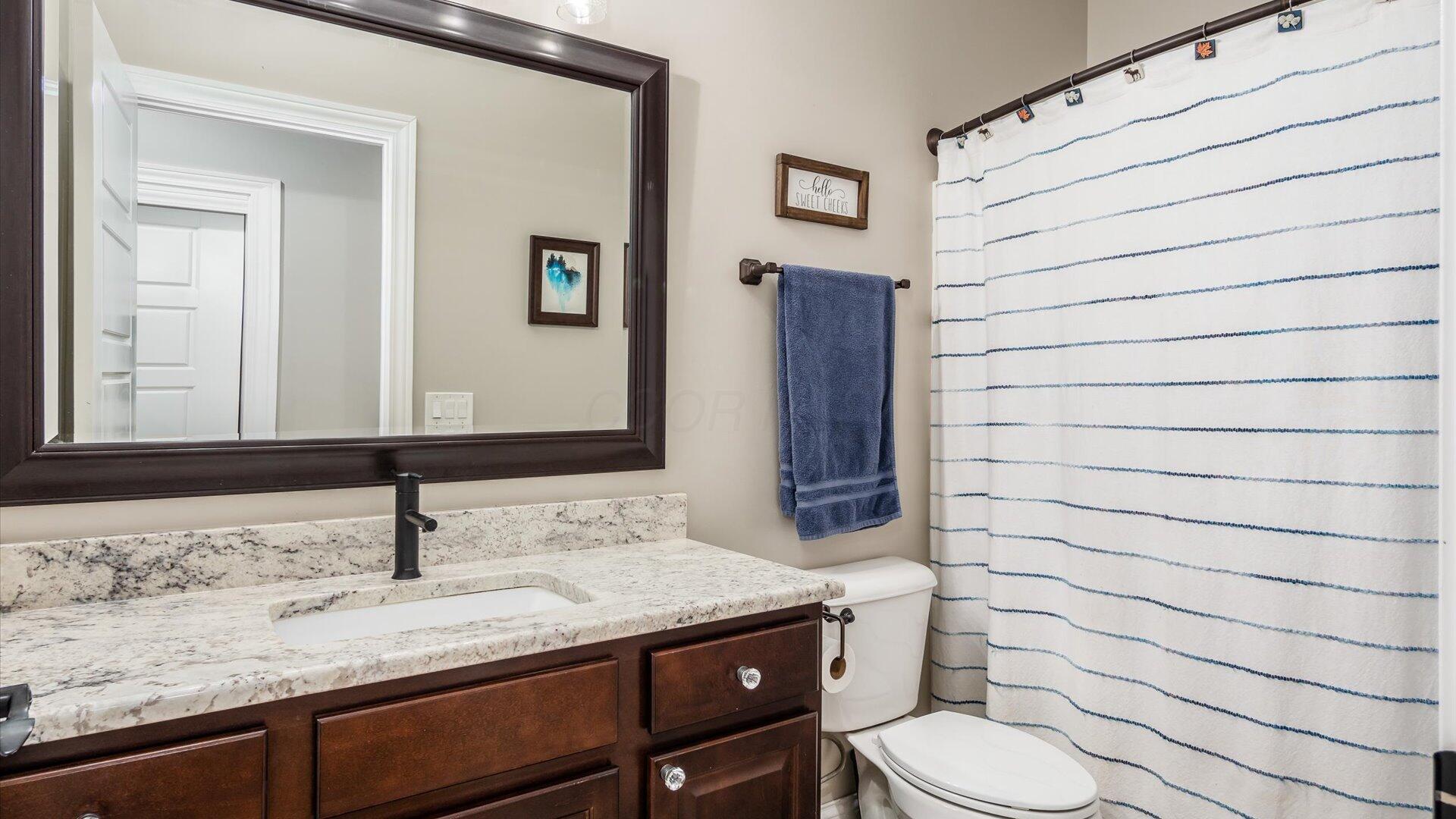 4225 Election House Road Northwest Lancaster, OH 43130 - Photo 32 of 96 Full Bathroom 2